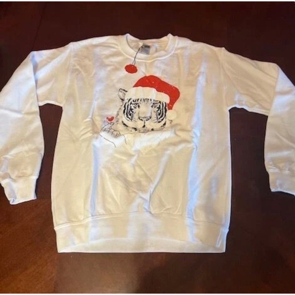 White Tiger Santa Hat Finger Heart Christmas Sweatshirt large White